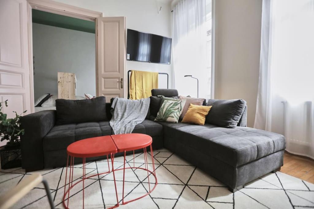 Unwind In Style W Sauna Dsgn 2Br Home Budapeszt Zewnętrze zdjęcie