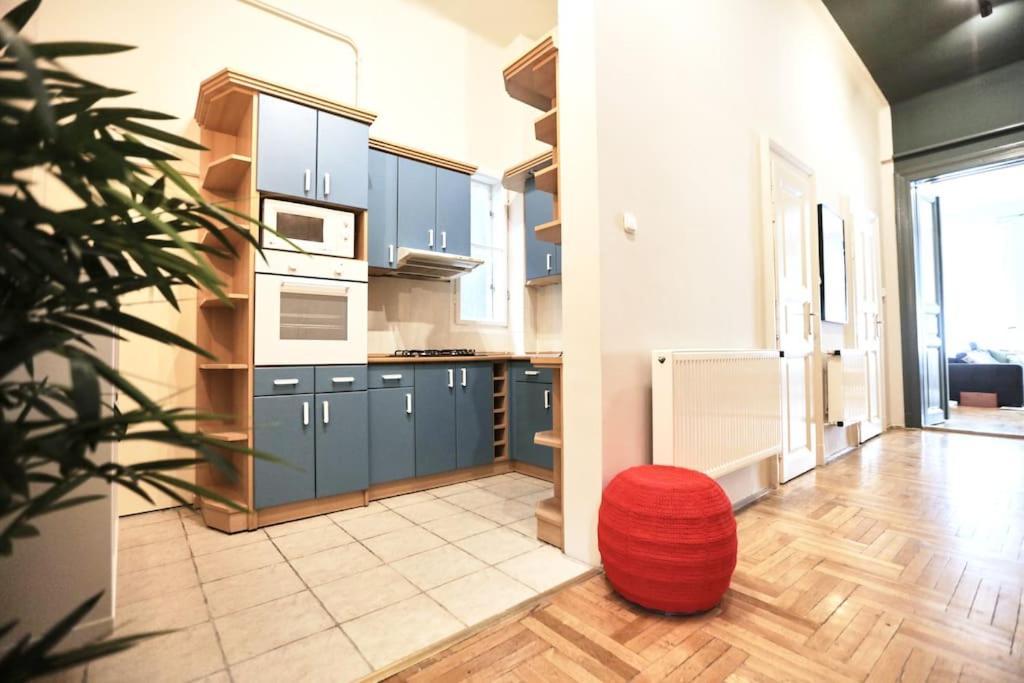 Unwind In Style W Sauna Dsgn 2Br Home Budapeszt Zewnętrze zdjęcie